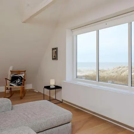 Sleeps 6 Wifi